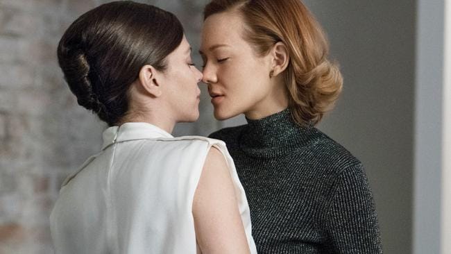 Anna friel and louisa krause the girlfriend experience