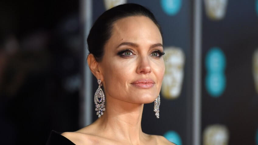 Hollywood highest paid actress angelina jolie naked images